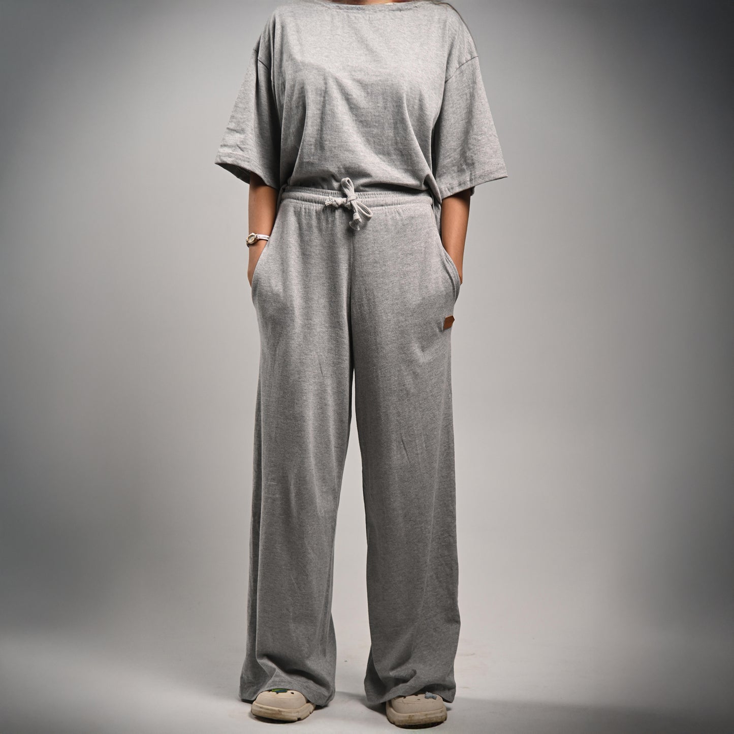 Pretty Solid Trouser — Grey (Wide Legged Women)