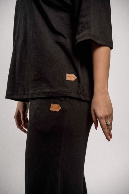 Pretty Solid Trouser — Black (Wide Legged Women)
