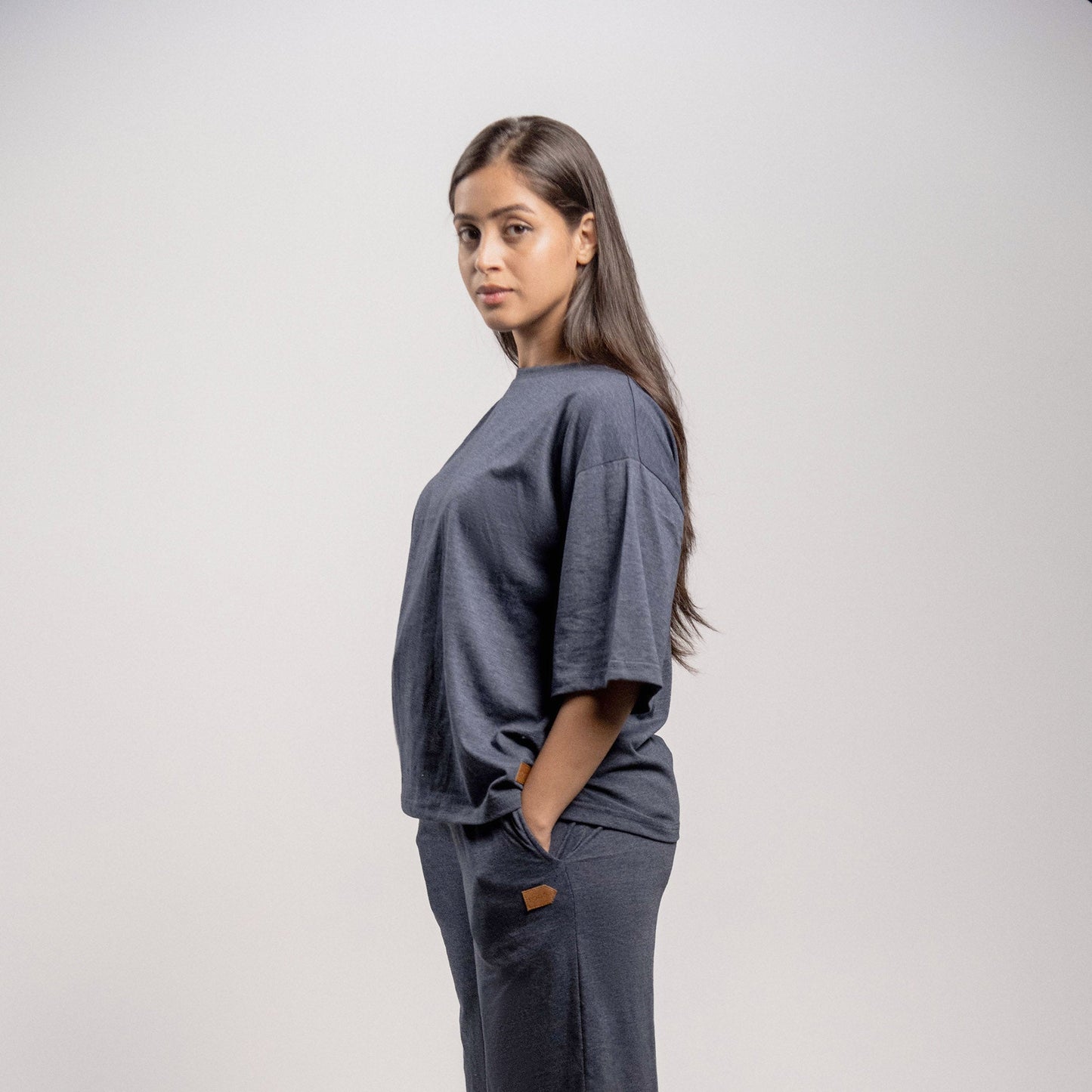 Pretty Solid T Shirt — Navy (Box Fit Women)