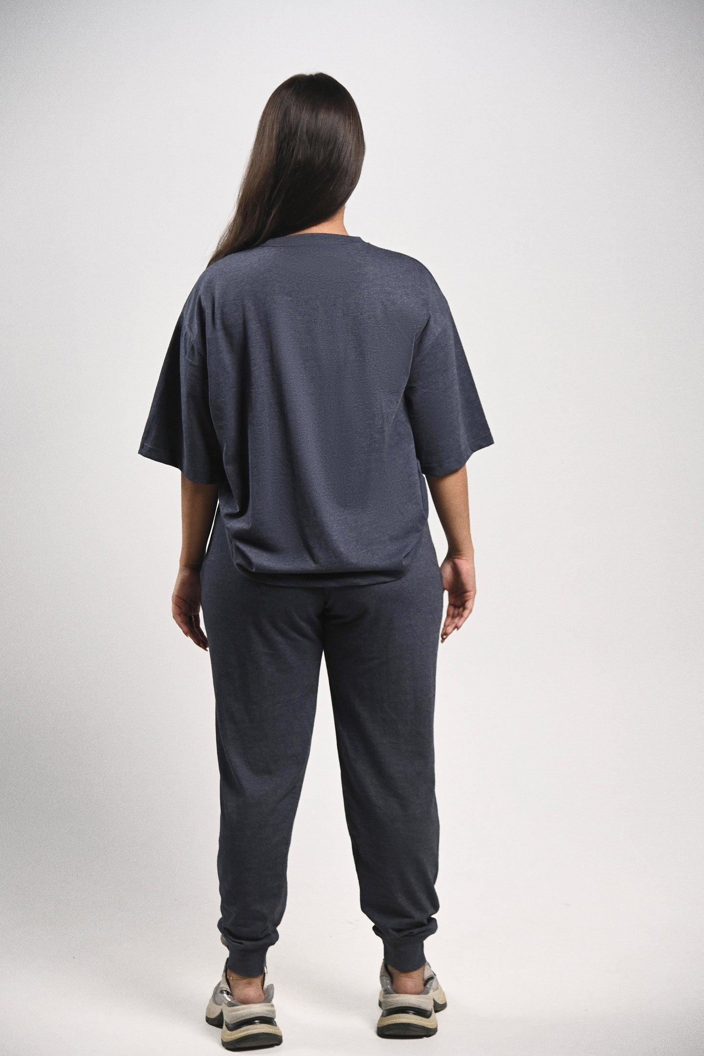 Pretty Solid Jogger Pant + T-Shirt Bundle (Women)