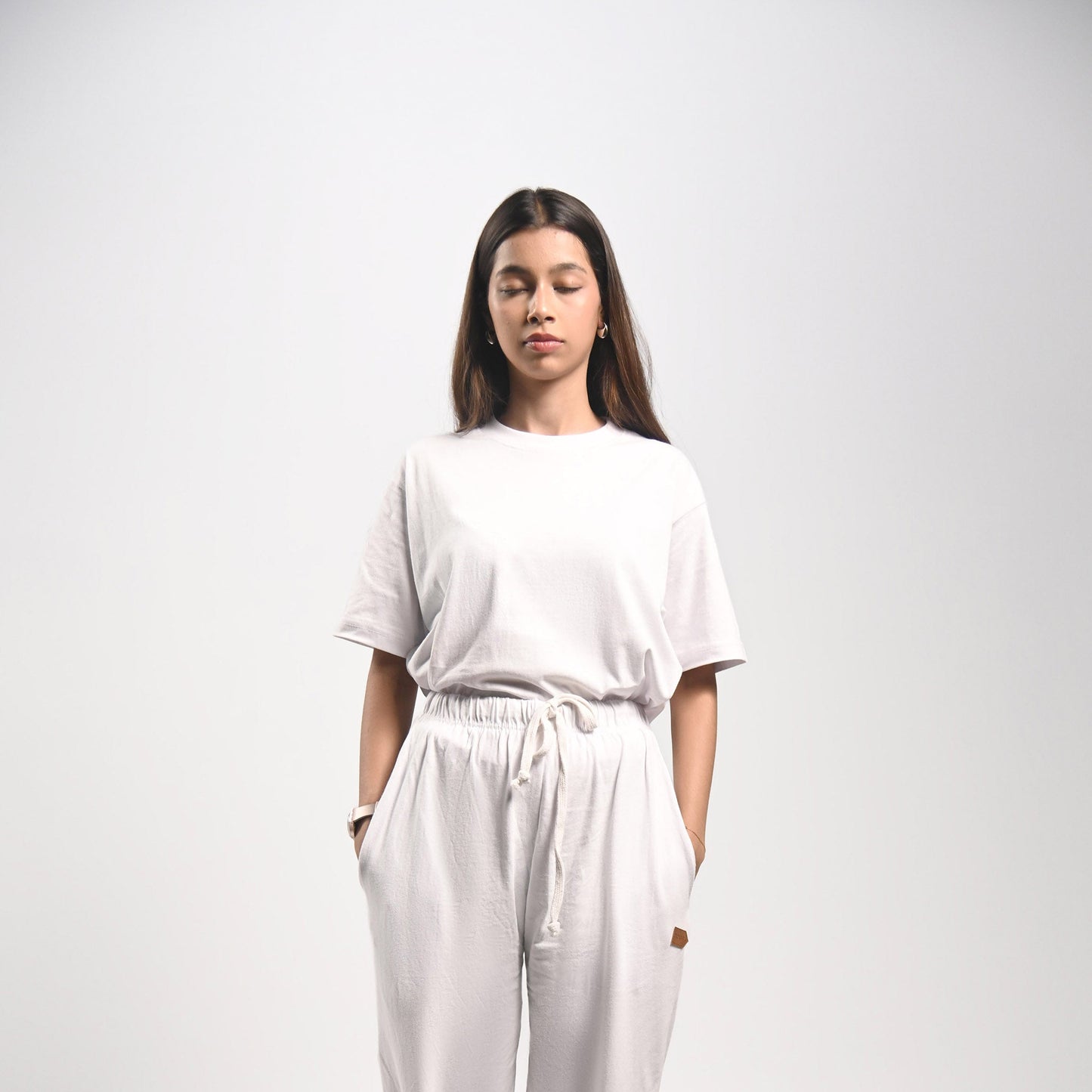 Pretty Solid T Shirt — White (Box Fit Women)