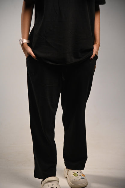 Pretty Solid Relaxing Trousers