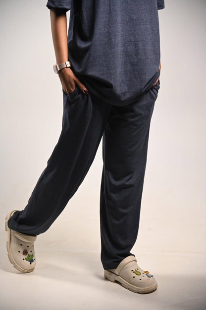 Pretty Solid Relaxing Trousers